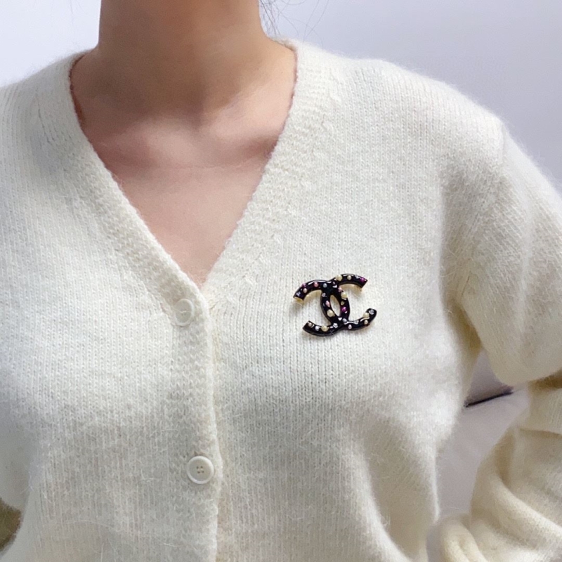 Ch**el brooches